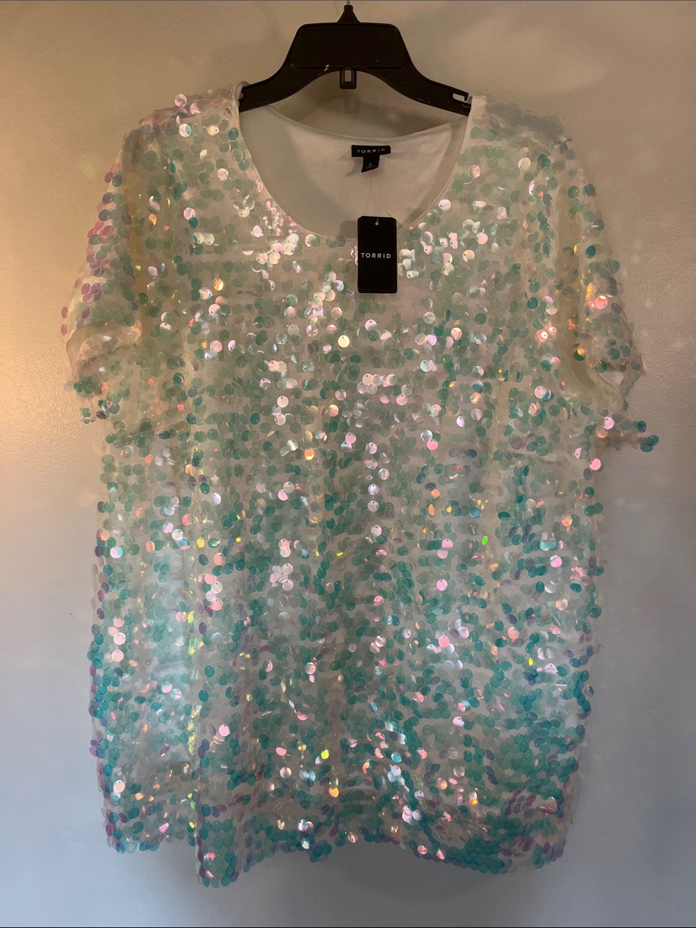 torrid White Sequin Short Sleeve Top with Aqua Iridescent Accents